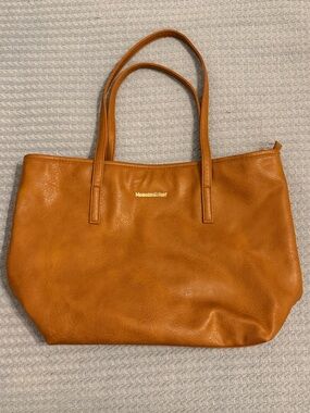 Montana West Brown Medium Size Zippered Handbag Tote Lined Pockets Dual Handle